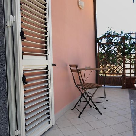 Kosmos Bed and Breakfast Syracuse Kamer foto