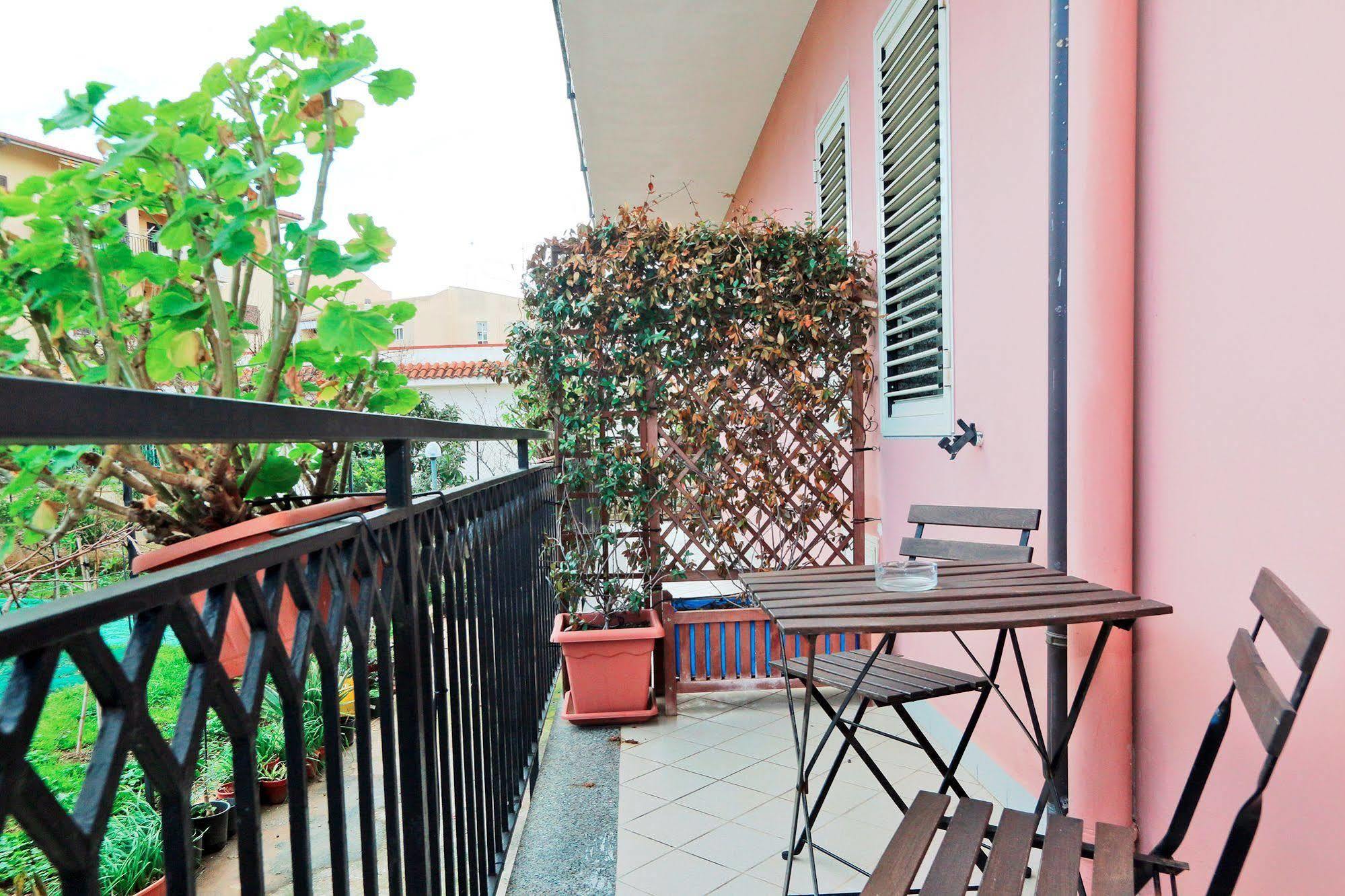 Kosmos Bed and Breakfast Syracuse Buitenkant foto