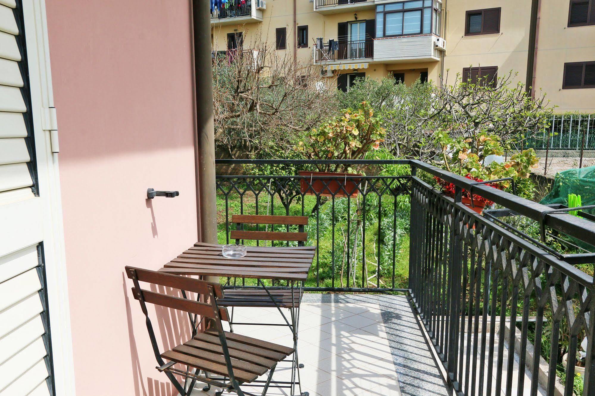 Kosmos Bed and Breakfast Syracuse Buitenkant foto